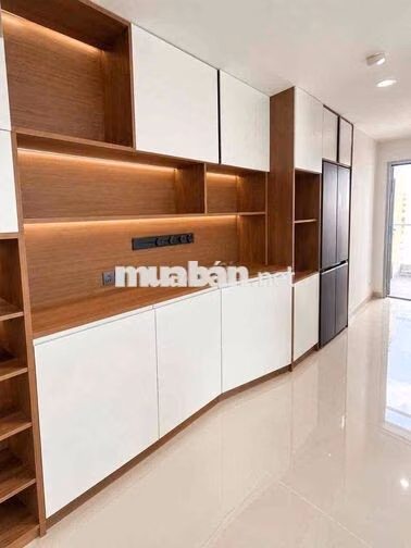 cho thuê căn hộ nội thất cao cấp-3pn-121m2,vào ở ngay,