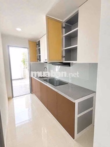 cho thuê căn hộ nội thất cao cấp-3pn-121m2,vào ở ngay,