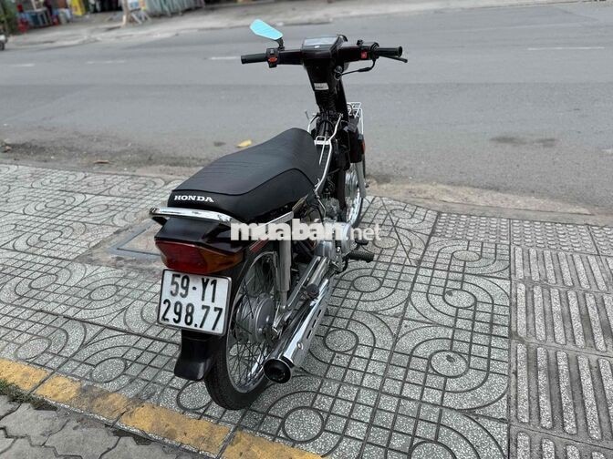 Honda Super 2012 zin êm