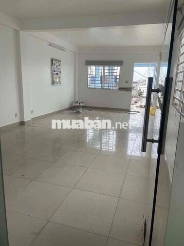 MT PHẠM VĂN ĐỒNG 4.2x22M – CÓ THANG MÁY – KINH DOANH ĐA NGÀNH – 45TR