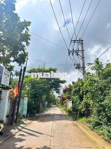 Chủ cần tiền bán gấp lô 440m2 tại Ngõ 3 Hoà Khương. Sát quốc lộ 14b gi