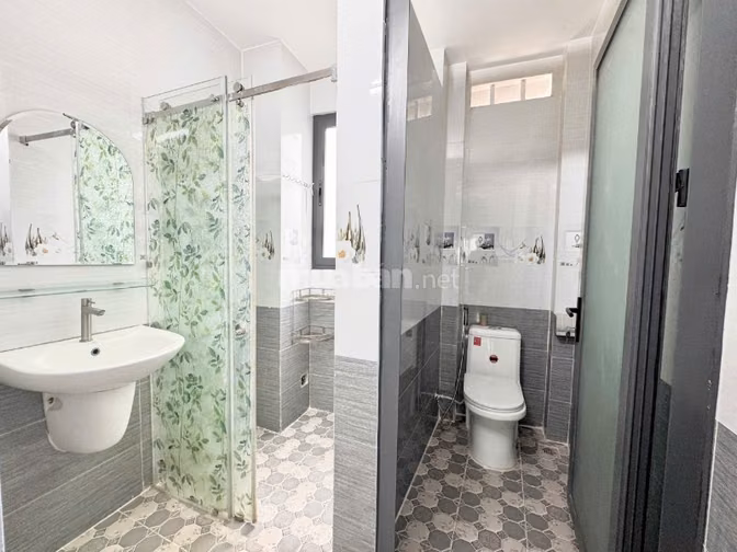 Bán Nhà Nguyên Căn Giáp Quận 1, Sài Gòn Pear,  The Manor, Vinhomes....