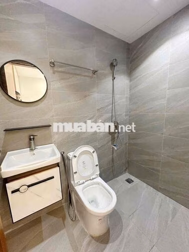Phòng studio, ban công_diện tích 40m2_768 Nguyễn Kiệm
