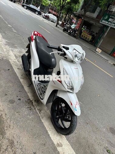 Honda Vision 2020 Trắng 1.2 vạn km