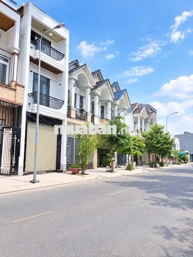 Cho Thuê Nhà Phố An Phú Thuận An - 3PN Nhà Trống Chỉ 7Tr/Tháng