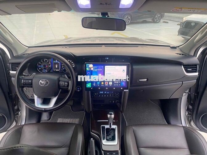 Toyota Fortuner 2.7AT 2016 Bạc 38000km