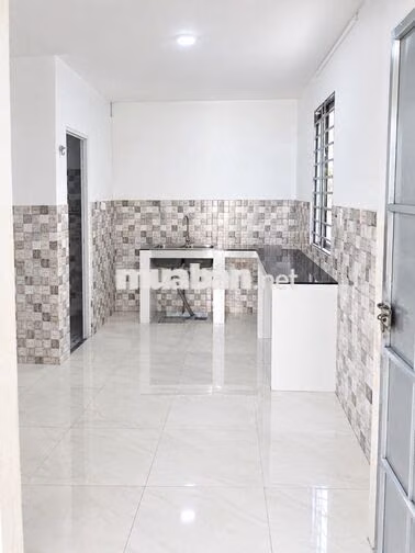 Hạ Giá 500Tr Bán Gấp Nhà 100m² Bình Chuẩn 17 Thuận An, Giá Chỉ 2.52 Tỷ