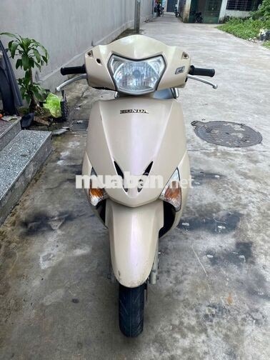 Cần bán chiếc xe ninja lead honda 2010