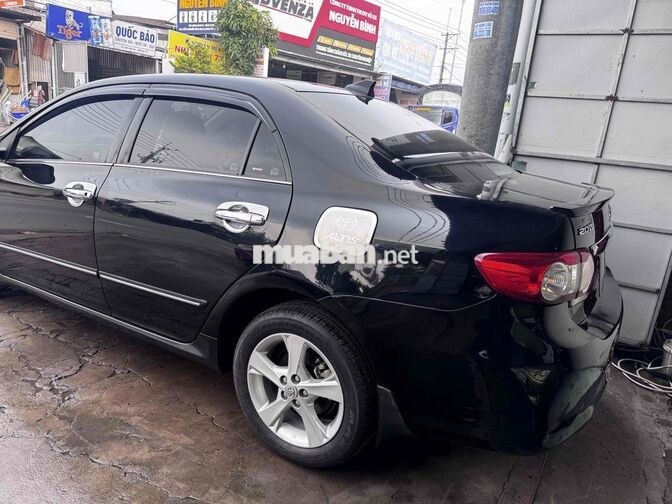 Toyota Corolla Altis 2011 2.0V Đen 138024 km