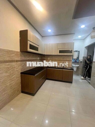 Nhà nguyên căn hẻm ô tô Nguyễn Bình gần UBND Nhà Bè
