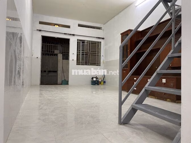Cho thuê nhà nguyên căn hẻm 482 Nơ Trang Long