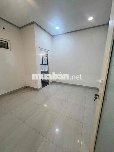 Nhà nguyên căn hẻm ô tô Nguyễn Bình gần UBND Nhà Bè