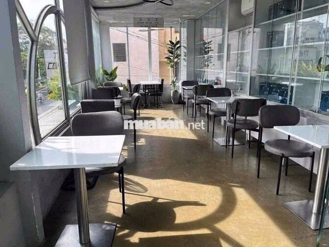 2 Mặt tiền cực thu hút ánh nhìn kinh doanh sầm uất Trường Sa Quận 3