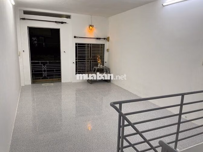 Cho thuê nhà nguyên căn hẻm 482 Nơ Trang Long