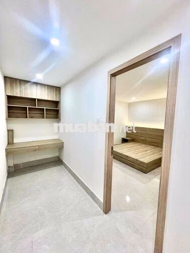 Nhà sát chợ và biển,kiệt Nguyễn Chánh,siêu to thoáng