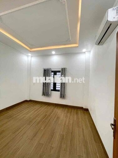 nhà 2 lầu 1 trệt Bình Chuẩn,Thuận An,Gần ngã tư miễu ông cù