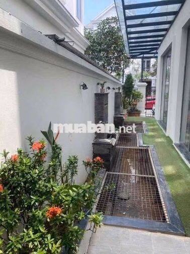 BIỆT THỰ  VINHOMES - KHU NGUYỆT QUẾ