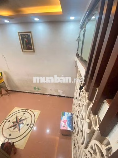 Chính chủ bán căn góc chung cư 26 Ngô Quyền lầu 1!
