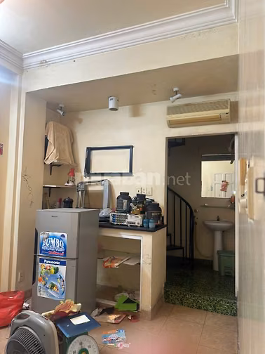 Cho thuê nhà mặt tiền nguyên căn 92B Trần Quốc Toản, P.Xuân Hòa, 6x15m