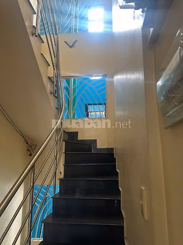 Cho thuê nhà mặt tiền nguyên căn 92B Trần Quốc Toản, P.Xuân Hòa, 6x15m