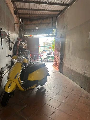 Cho thuê nhà mặt tiền nguyên căn 92B Trần Quốc Toản, P.Xuân Hòa, 6x15m