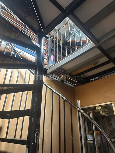 Cho thuê nhà mặt tiền nguyên căn 92B Trần Quốc Toản, P.Xuân Hòa, 6x15m
