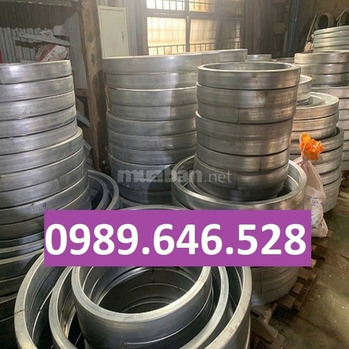 Vòng tròn mái kính tạo đường nét mềm mại cho công trình