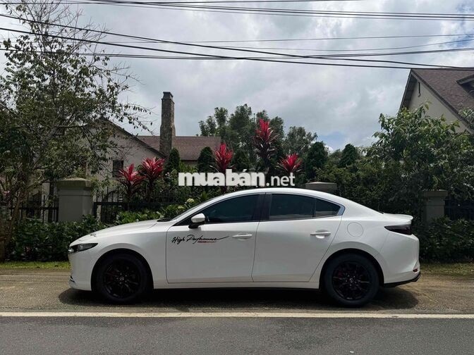 Mazda Mazda 3 Premium 2022 Full Option