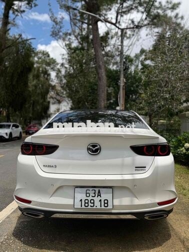 Mazda Mazda 3 Premium 2022 Full Option