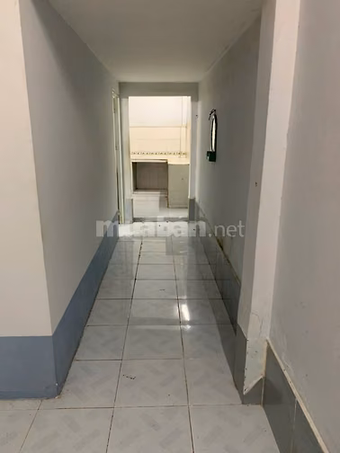 Nhà hẻm xe hơi Phan Huy Ích, 4.5mx13m, 1 lầu, 2 phòng ngủ, 1 phòng thờ