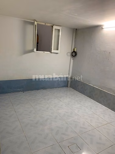 Nhà hẻm xe hơi Phan Huy Ích, 4.5mx13m, 1 lầu, 2 phòng ngủ, 1 phòng thờ