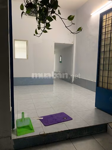 Nhà hẻm xe hơi Phan Huy Ích, 4.5mx13m, 1 lầu, 2 phòng ngủ, 1 phòng thờ