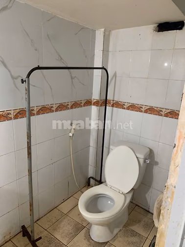 Nhà hẻm xe hơi Phan Huy Ích, 4.5mx13m, 1 lầu, 2 phòng ngủ, 1 phòng thờ