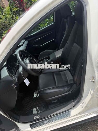 Mazda Mazda 3 Premium 2022 Full Option