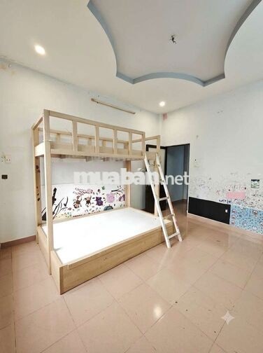 lê văn quới 40m2 chỉ 3ti nhỉn, không lô giới,không quy hoạch