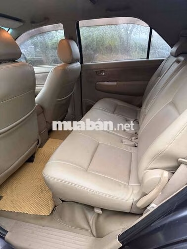 Toyota Fortuner 2009 Số sàn Xám
