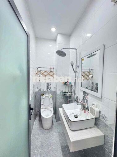 MỚI ĐẸP LỬNG 3LẦU SÂN THƯỢNG-GÒ XOÀI 6PN 4VS HẺM XE HƠI