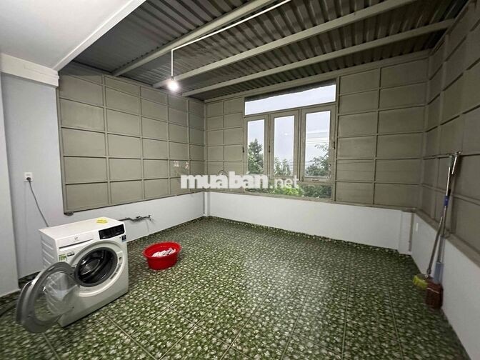 Chính chủ bán nhà phố trong khu Saigon Coop 63m2 trệt 2 lầu sân thượng