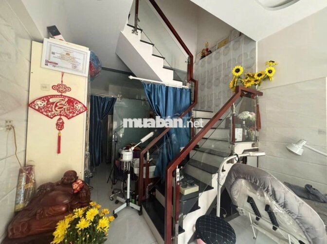 NHÀ MT XUÂN THỚI 21. DT 40M2 GIÁ 2,4 TỶ VI BẰNG