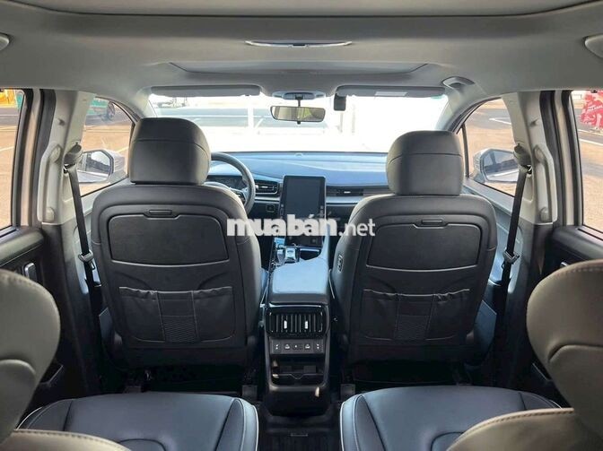 Hyundai Custin 1.5 Turbo Đặc Biệt 2024 Trắng 7 chỗ