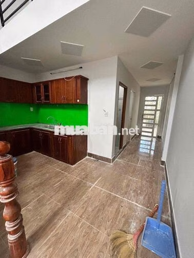 Nhà mới 2 phòng hẻm Trần Nam Phú