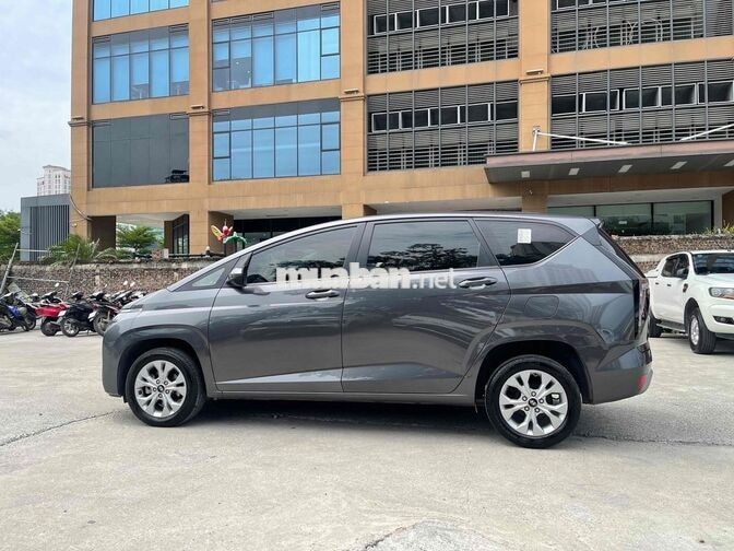 Hyundai Stargazer Xám 7 chỗ 42369 km