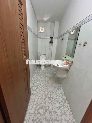 Nhà mới 2 phòng hẻm Trần Nam Phú