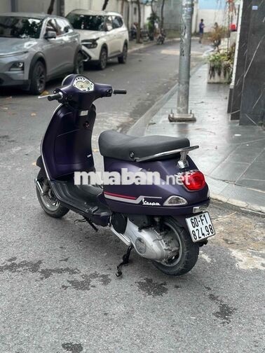 Piaggio Vespa LX125 3vie 2015 Tím