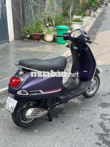 Piaggio Vespa LX125 3vie 2015 Tím
