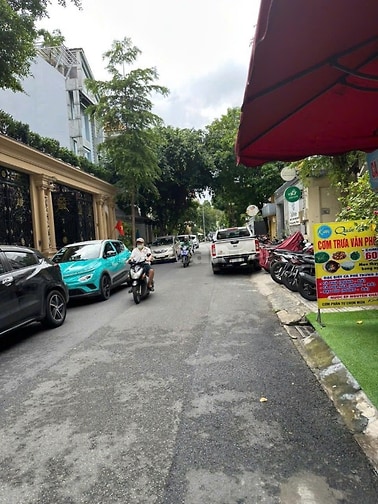 ⭐️Bán nhà DT:8x16m Mặt tiền kinh doanh Hoa Lan, P2, Q.Phú Nhuận