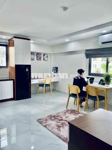 Chung cư mini Full nội thất mới xinh cửa sổ Thang máy Trần Hưng Đạo Q5