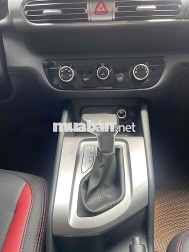 Hyundai Stargazer Xám 7 chỗ 42369 km