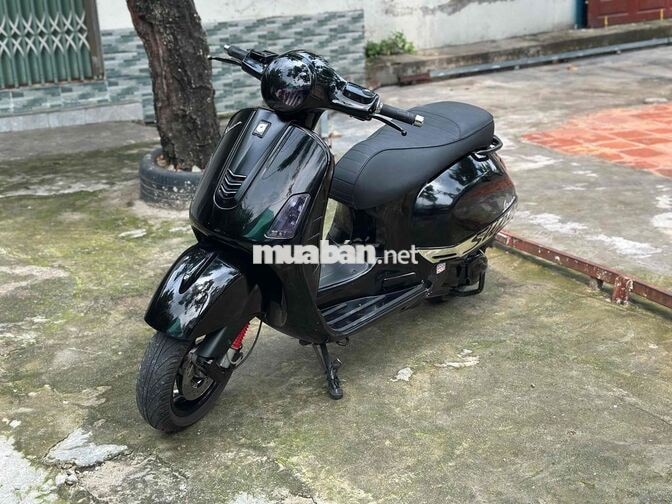 Piaggio Vespa GTS 3vie 2014 chính chủ bao rút HS