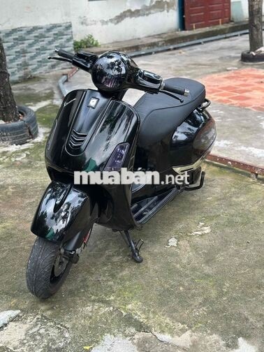 Piaggio Vespa GTS 3vie 2014 chính chủ bao rút HS